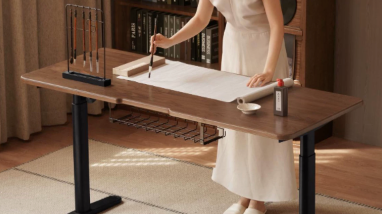 Sit, Stand, Succeed: Transforming Your WFH Setup with an Adjustable Height Table