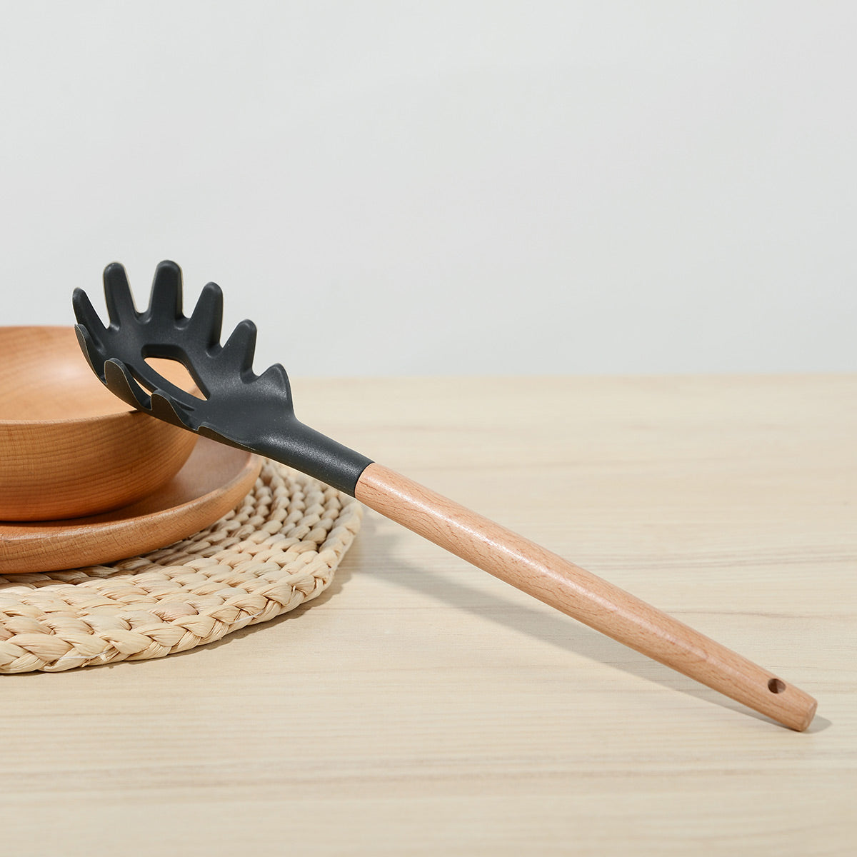 Silicone Pasta Server With Beech Handle - IUIGA