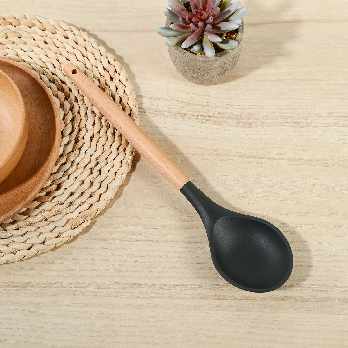 Silicone Solid Spoon With Beech Handle - IUIGA