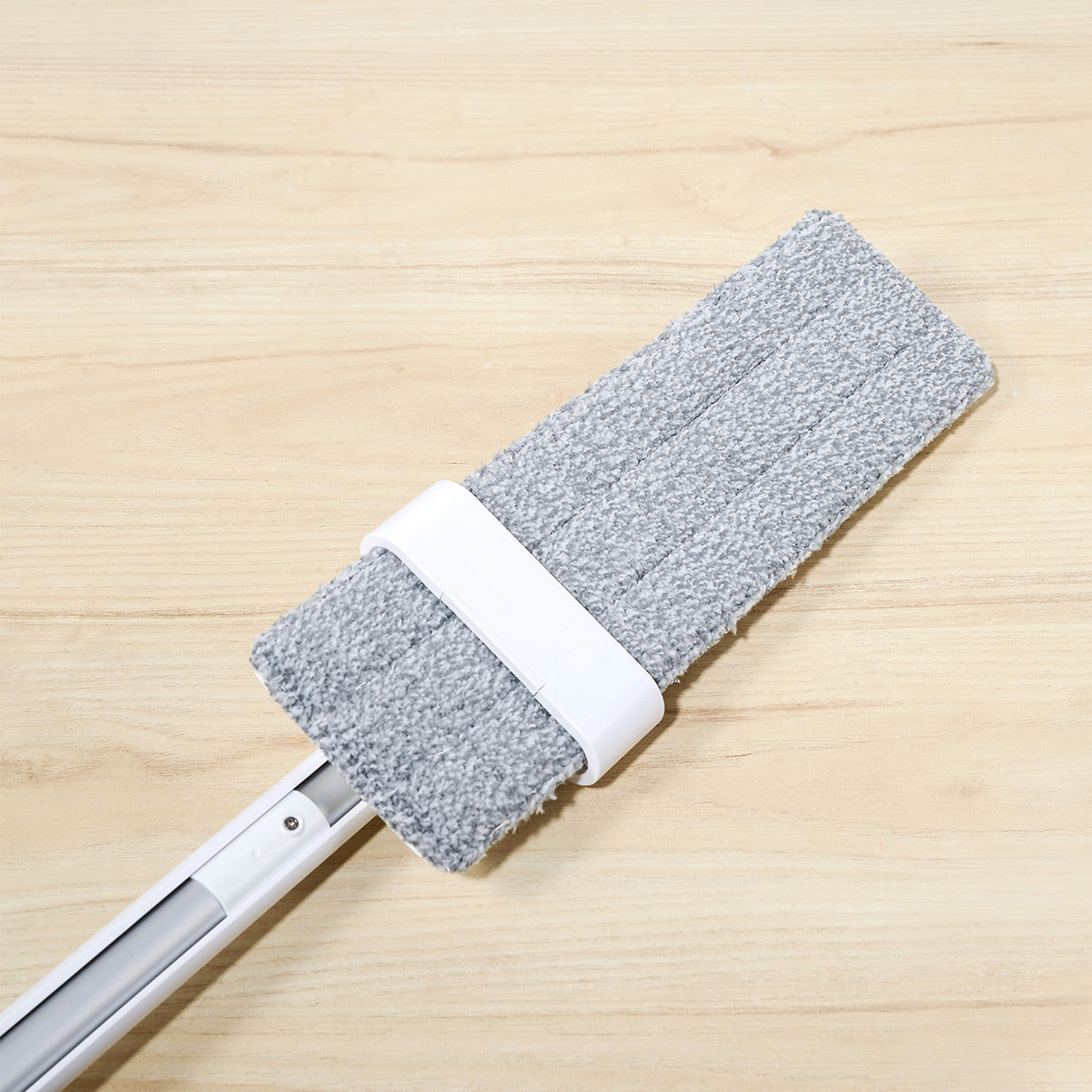 Spray Mop For Floor Cleaning - IUIGA