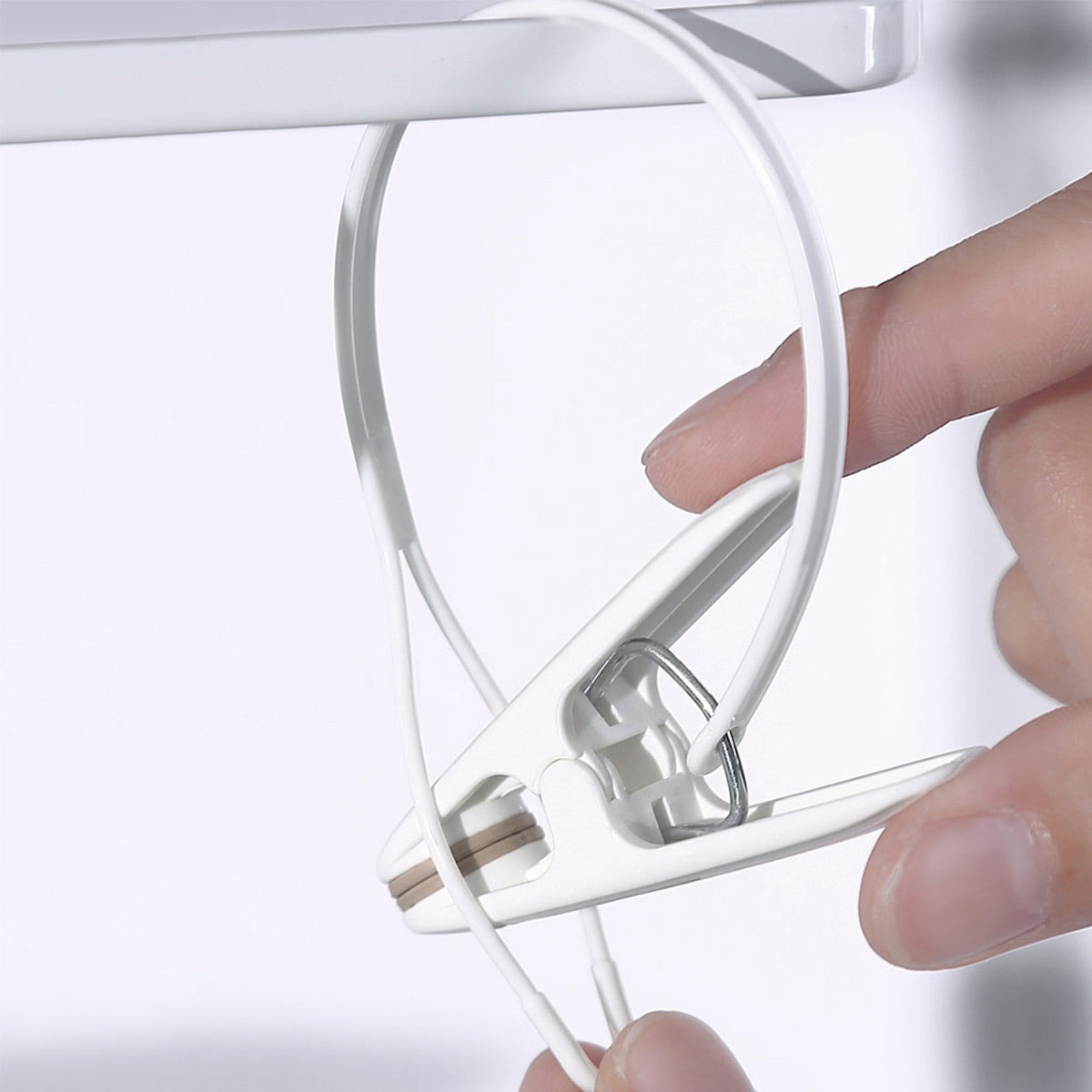 Dent-free Clothespin With Strap (12 Pcs) - IUIGA