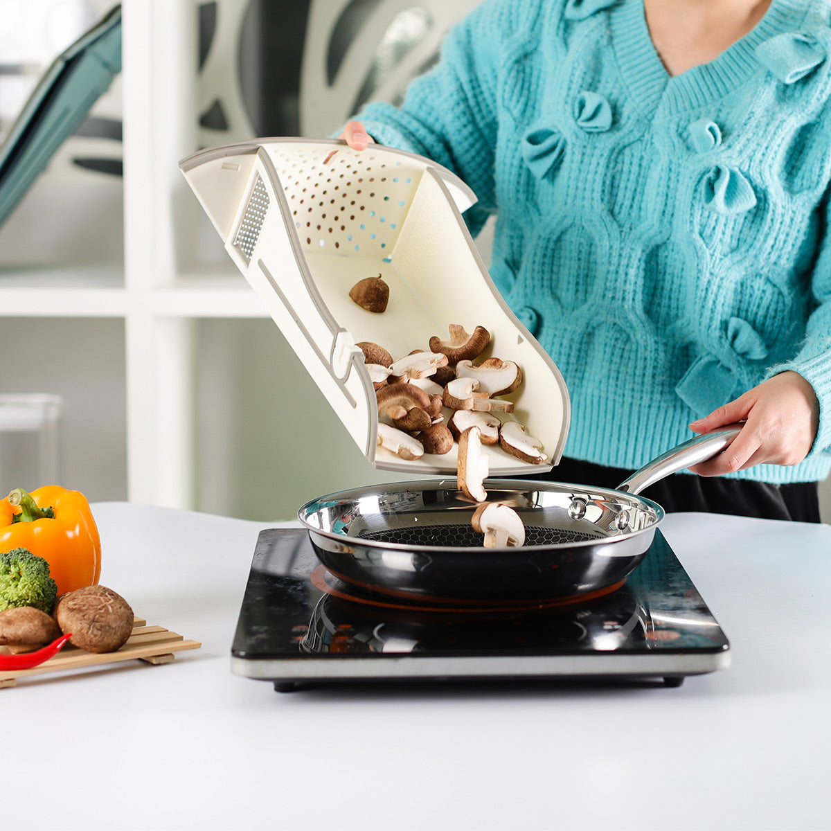 6 in 1 Multifunctional Chopping Board - IUIGA