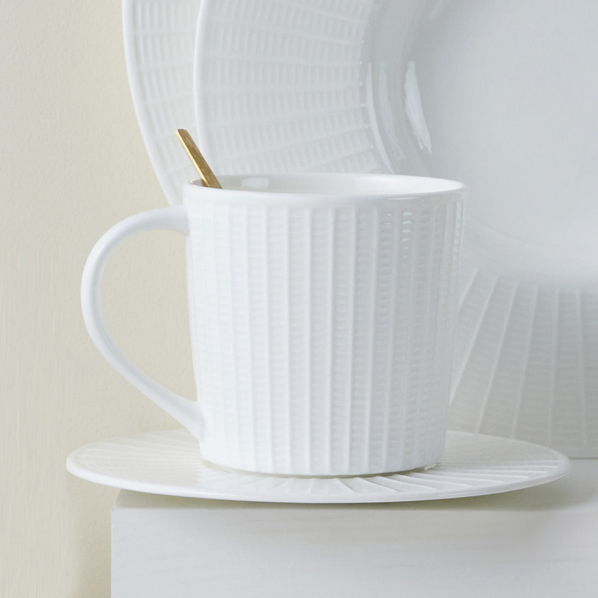 Ashley Bone China Coffee Mug & Saucer - IUIGA
